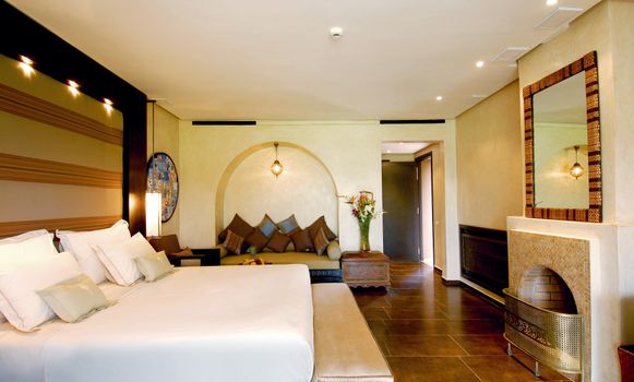 Dalil Al-Maalem Hotels